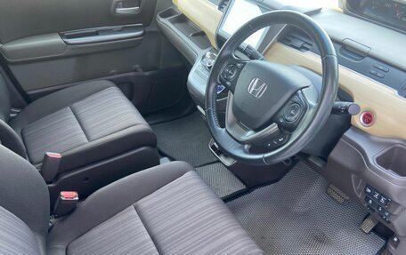 Honda Freed II, 2018 год, 1 399 000 рублей, 17 фотография