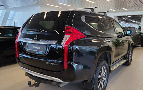 Mitsubishi Pajero Sport III рестайлинг, 2020 год, 2 795 000 рублей, 2 фотография