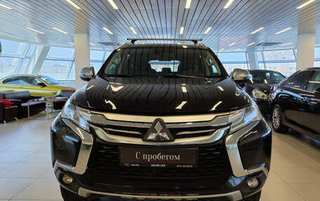 Mitsubishi Pajero Sport III рестайлинг, 2020 год, 2 795 000 рублей, 3 фотография