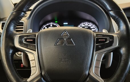 Mitsubishi Pajero Sport III рестайлинг, 2020 год, 2 795 000 рублей, 15 фотография