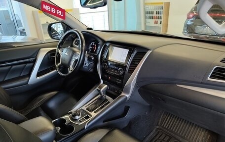 Mitsubishi Pajero Sport III рестайлинг, 2020 год, 2 795 000 рублей, 5 фотография