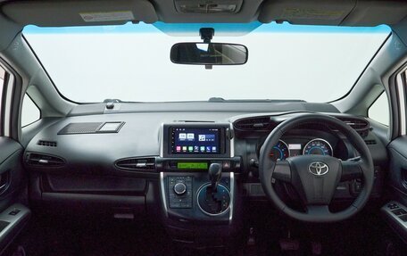 Toyota Wish II, 2011 год, 1 285 000 рублей, 9 фотография