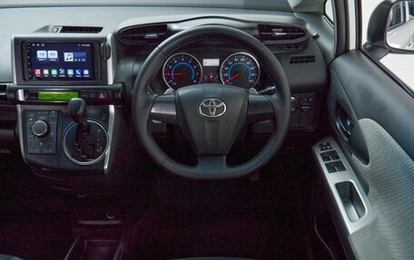Toyota Wish II, 2011 год, 1 285 000 рублей, 15 фотография