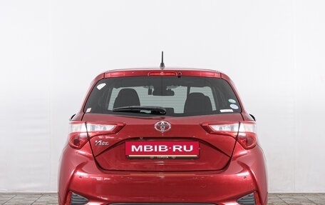 Toyota Vitz, 2019 год, 1 379 000 рублей, 5 фотография