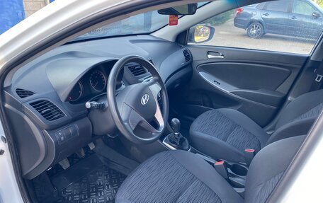 Hyundai Solaris II рестайлинг, 2014 год, 890 000 рублей, 7 фотография