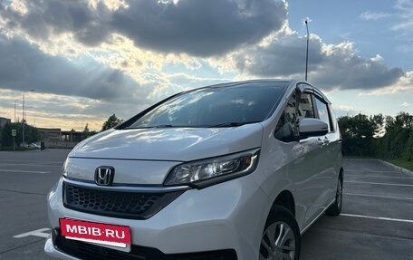 Honda Freed II, 2020 год, 1 750 000 рублей, 8 фотография
