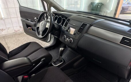 Nissan Tiida, 2010 год, 900 000 рублей, 5 фотография