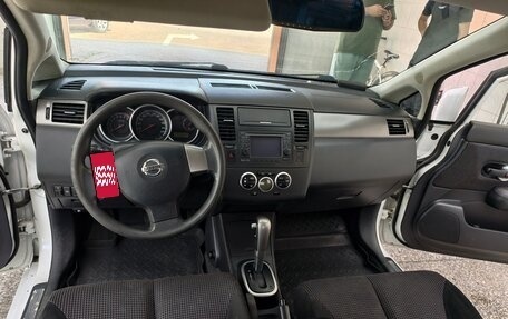 Nissan Tiida, 2010 год, 900 000 рублей, 10 фотография