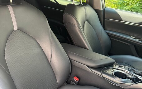 Toyota Camry, 2021 год, 3 490 000 рублей, 19 фотография