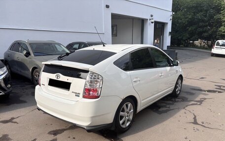 Toyota Prius, 2007 год, 690 000 рублей, 5 фотография