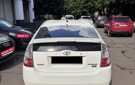 Toyota Prius, 2007 год, 690 000 рублей, 2 фотография