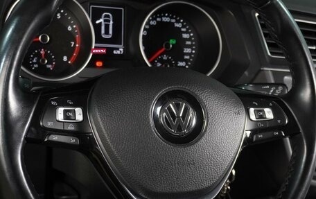 Volkswagen Tiguan II, 2018 год, 1 995 000 рублей, 16 фотография
