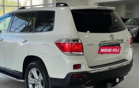 Toyota Highlander III, 2013 год, 2 049 000 рублей, 7 фотография