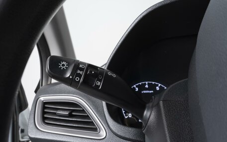 Hyundai Solaris II рестайлинг, 2018 год, 1 299 000 рублей, 13 фотография