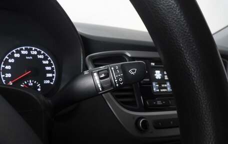 Hyundai Solaris II рестайлинг, 2018 год, 1 299 000 рублей, 14 фотография