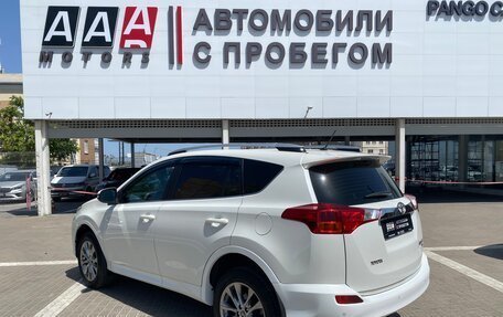 Toyota RAV4, 2015 год, 2 000 000 рублей, 7 фотография