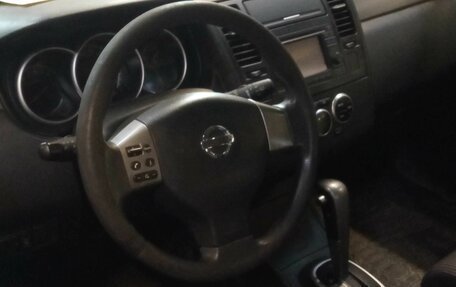 Nissan Tiida, 2010 год, 750 000 рублей, 5 фотография