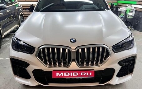 BMW X6, 2022 год, 9 000 000 рублей, 2 фотография