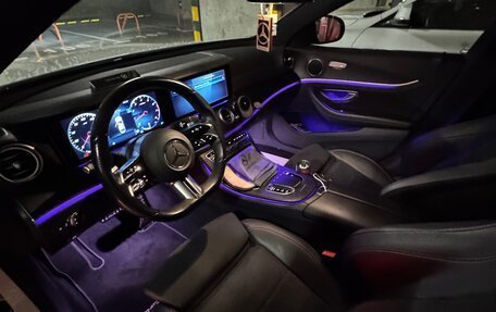 Mercedes-Benz E-Класс, 2021 год, 4 600 000 рублей, 8 фотография