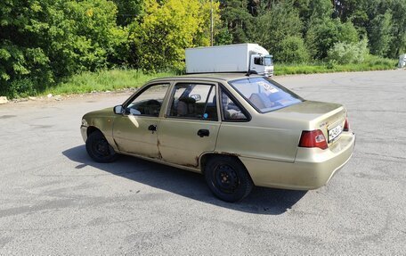 Daewoo Nexia I рестайлинг, 2010 год, 150 000 рублей, 4 фотография