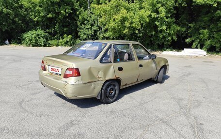 Daewoo Nexia I рестайлинг, 2010 год, 150 000 рублей, 9 фотография