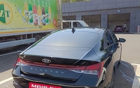 Hyundai Elantra, 2020 год, 2 200 000 рублей, 2 фотография