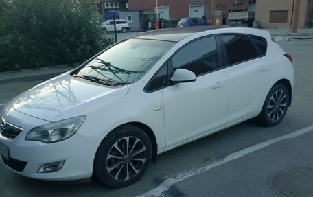 Opel Astra J, 2011 год, 725 000 рублей, 7 фотография
