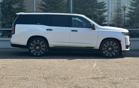 Cadillac Escalade V, 2023 год, 15 500 000 рублей, 4 фотография