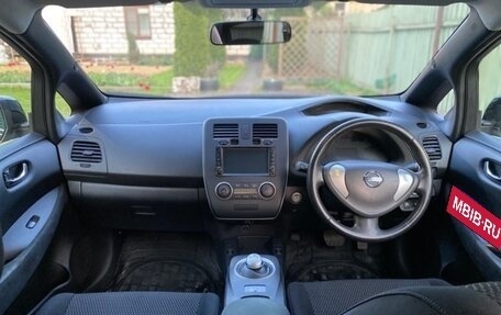 Nissan Leaf I, 2014 год, 699 999 рублей, 8 фотография