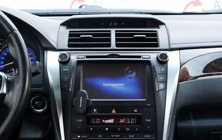 Toyota Camry, 2016 год, 2 200 000 рублей, 11 фотография