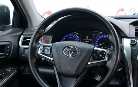 Toyota Camry, 2016 год, 2 200 000 рублей, 10 фотография