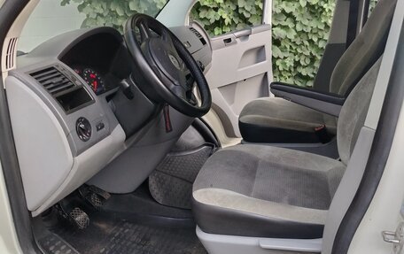 Volkswagen Transporter T5 рестайлинг, 2008 год, 1 469 000 рублей, 11 фотография