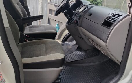 Volkswagen Transporter T5 рестайлинг, 2008 год, 1 469 000 рублей, 10 фотография