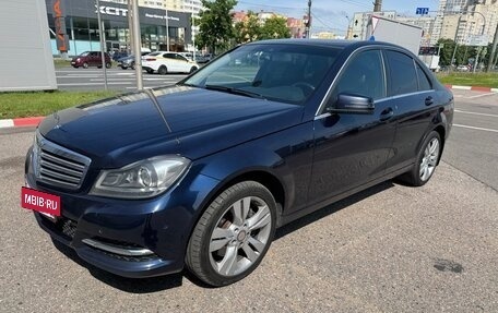 Mercedes-Benz C-Класс, 2013 год, 1 950 000 рублей, 4 фотография