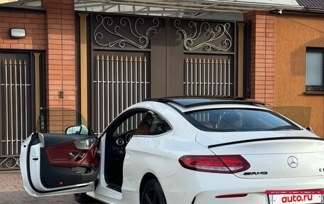 Mercedes-Benz C-Класс, 2015 год, 2 200 000 рублей, 4 фотография
