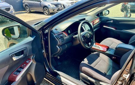 Toyota Camry, 2012 год, 1 300 000 рублей, 18 фотография