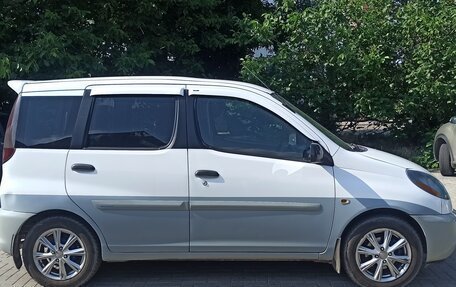 Toyota FunCargo, 1999 год, 417 000 рублей, 4 фотография