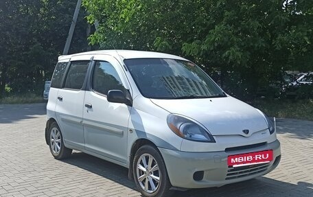 Toyota FunCargo, 1999 год, 417 000 рублей, 2 фотография