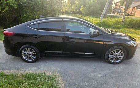 Hyundai Elantra VI рестайлинг, 2018 год, 1 250 000 рублей, 3 фотография