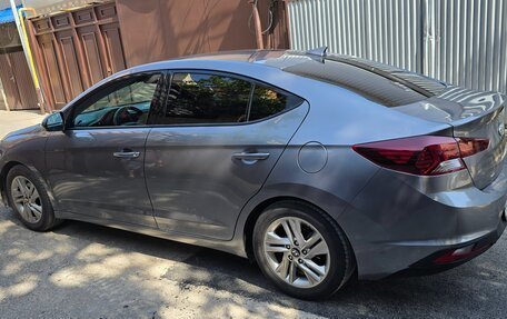 Hyundai Elantra VI рестайлинг, 2018 год, 1 800 000 рублей, 3 фотография