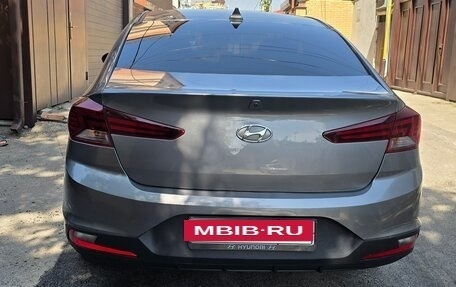 Hyundai Elantra VI рестайлинг, 2018 год, 1 800 000 рублей, 4 фотография