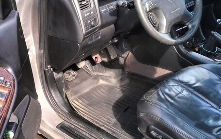 Nissan Maxima VIII, 2002 год, 380 000 рублей, 18 фотография