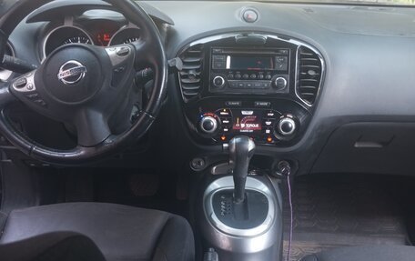 Nissan Juke II, 2013 год, 950 000 рублей, 6 фотография