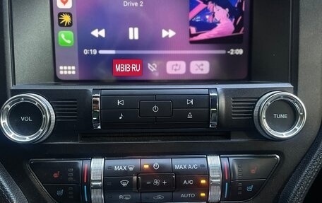 Ford Mustang VI рестайлинг, 2017 год, 2 480 000 рублей, 13 фотография