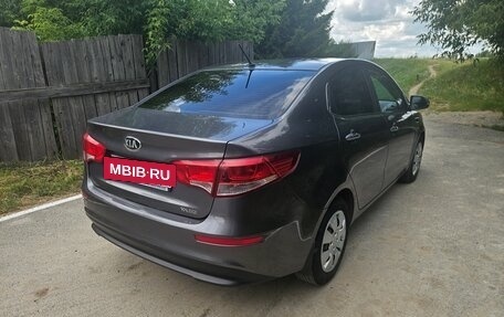 KIA Rio III рестайлинг, 2015 год, 890 000 рублей, 3 фотография