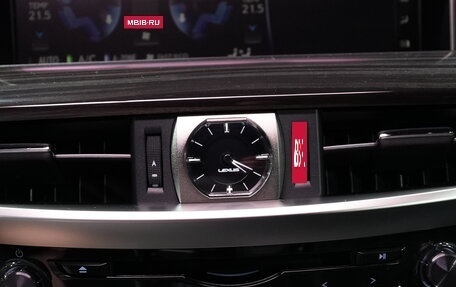 Lexus LX III, 2019 год, 7 499 000 рублей, 26 фотография