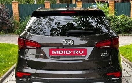 Hyundai Santa Fe III рестайлинг, 2017 год, 2 350 000 рублей, 5 фотография