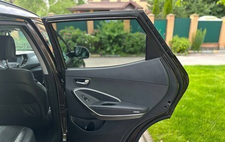 Hyundai Santa Fe III рестайлинг, 2017 год, 2 350 000 рублей, 13 фотография