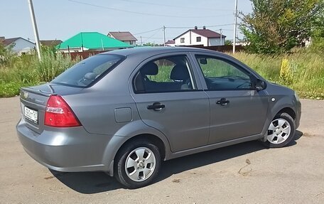 Chevrolet Aveo III, 2010 год, 550 000 рублей, 4 фотография