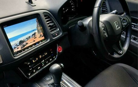 Honda Vezel, 2019 год, 1 870 000 рублей, 8 фотография